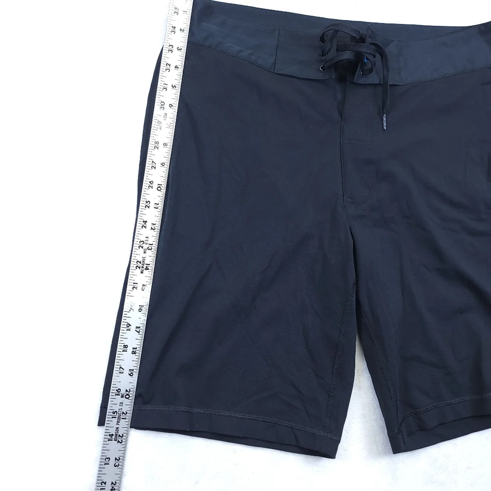 Lululemon Men's Black Activewear Drawstring Big Logo Vintage Shorts Size 36